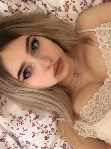 Карина фото 2